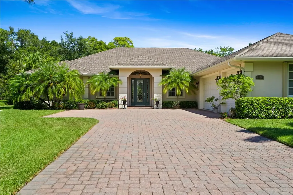 4300 Amelia Plantation Court Vero Beach FL 32967