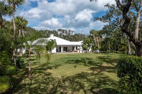 2555 Lagoon Court & 8765 Seacrest Drive Vero Beach FL 32963