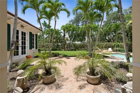 825 Painted Bunting Lane Vero Beach FL 32963