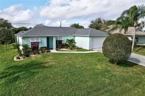 382 Benchor Street Sebastian FL 32958