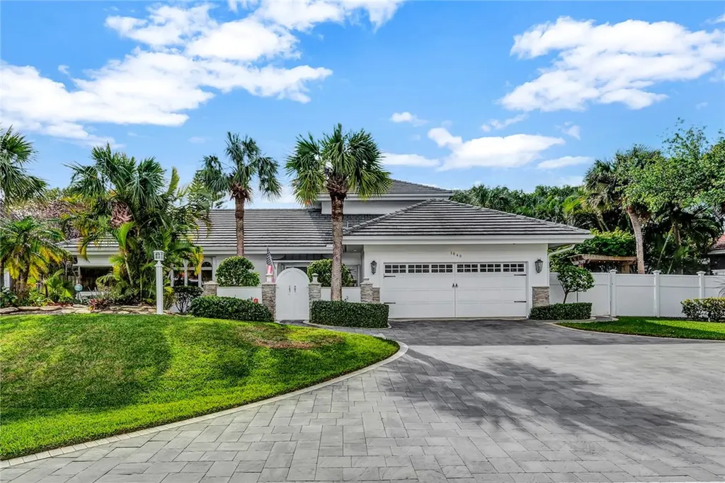 1040 Andarella Way Vero Beach FL 32963