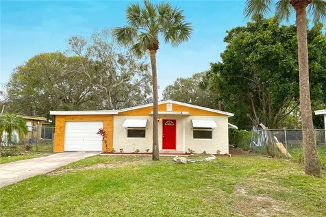 1411 S 26th Street Fort Pierce FL 34947