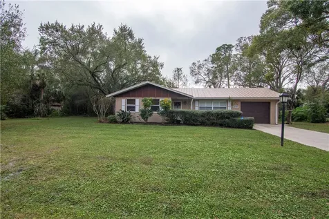 8401 Lakeland Boulevard Fort Pierce FL 34951