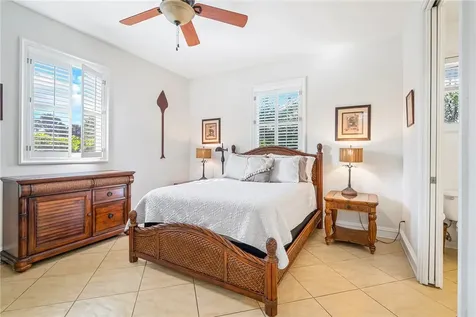 905 Live Oak Road Vero Beach FL 32963