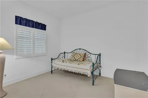 3785 9th Place Vero Beach FL 32960