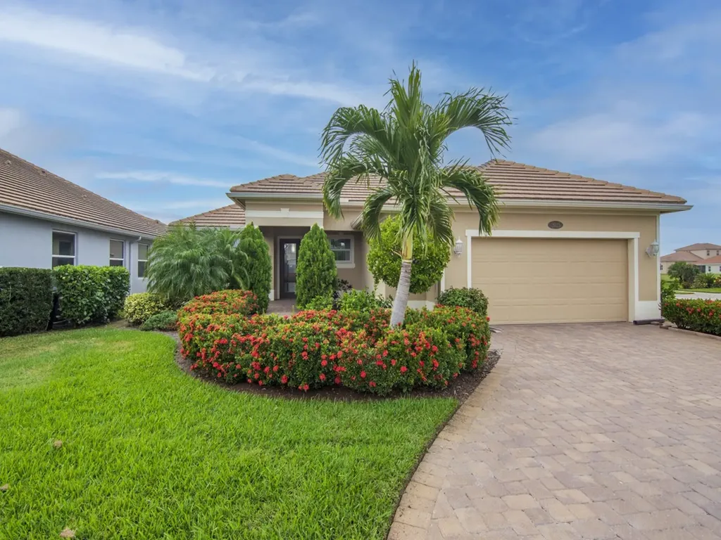 2025 Bennington Court SW Vero Beach FL 32968