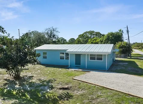 2303 2nd Avenue SE Vero Beach FL 32962