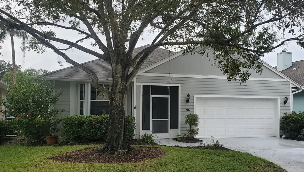 1885 Eden Court Vero Beach FL 32962