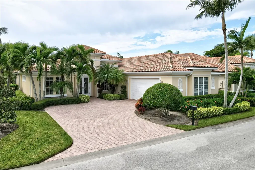 4821 River Village Drive Vero Beach FL 32967