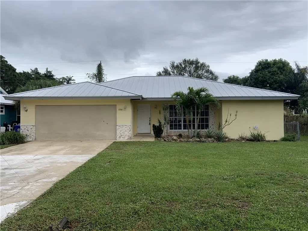 826 24th Avenue Vero Beach FL 32960