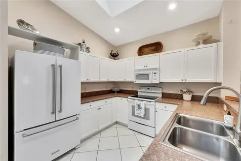471 N Peppertree Drive Vero Beach FL 32963