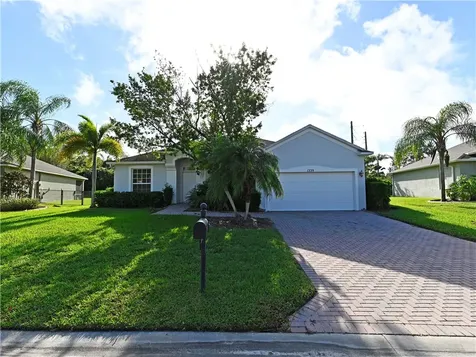 1339 Scarlet Oak Circle Vero Beach FL 32966