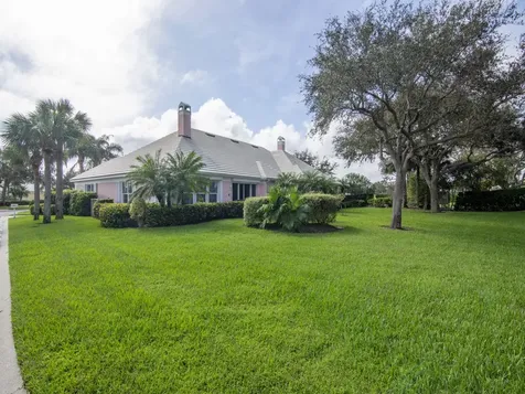 4665 Street Elizabeth Terrace Vero Beach FL 32967