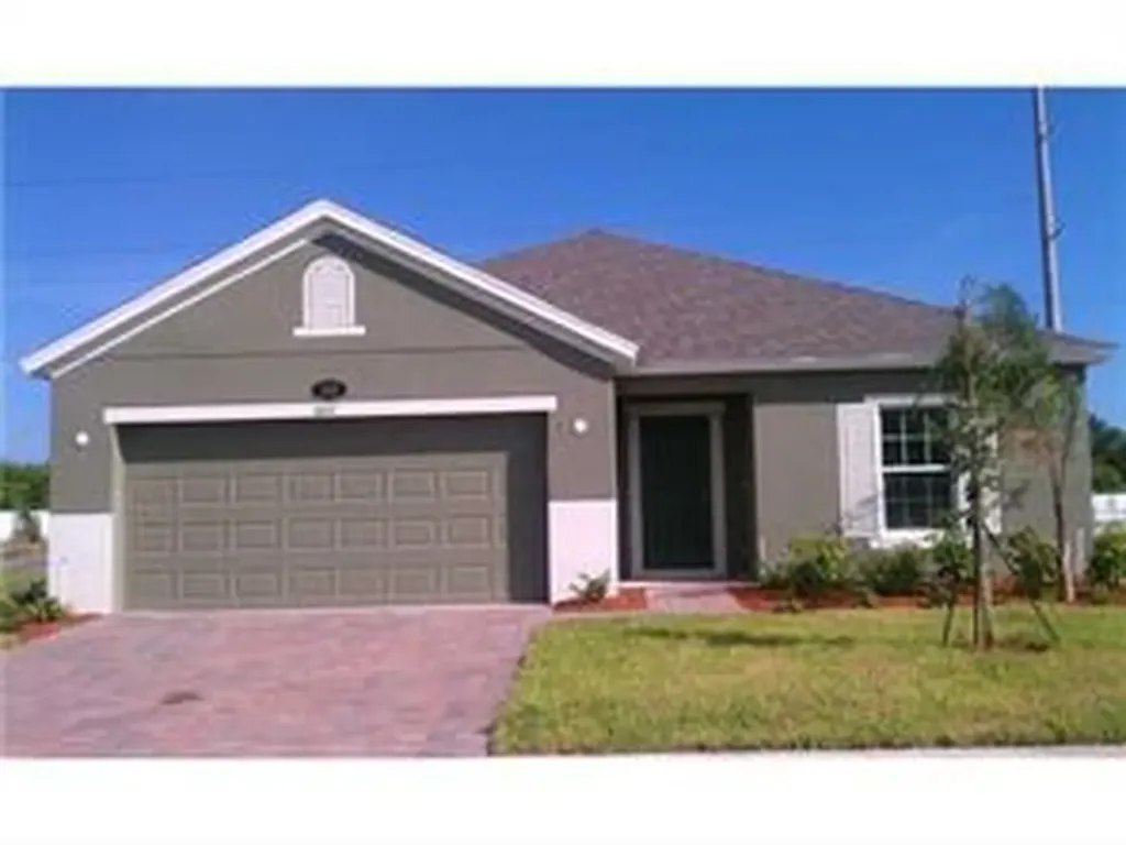 334 Lexington Avenue SW Vero Beach FL 32962