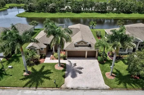 1259 Scarlet Oak Circle Vero Beach FL 32966