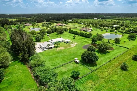5010 21st Street SW Vero Beach FL 32968
