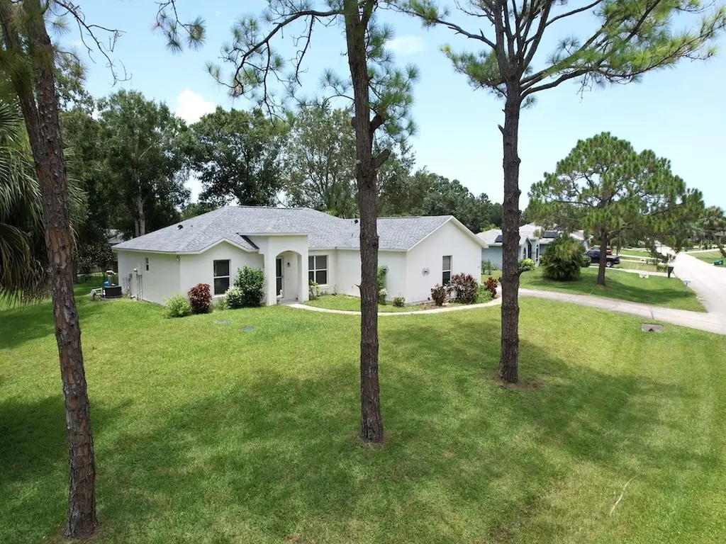 755 Bayharbor Terrace Sebastian FL 32958