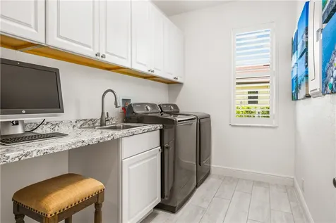 6331 Arcadia Square Vero Beach FL 32966