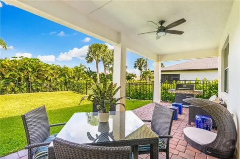 6331 Arcadia Square Vero Beach FL 32966