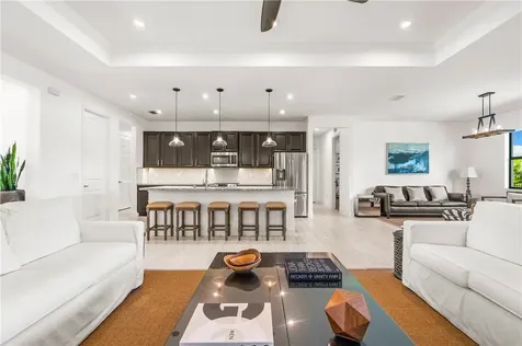 6331 Arcadia Square Vero Beach FL 32966