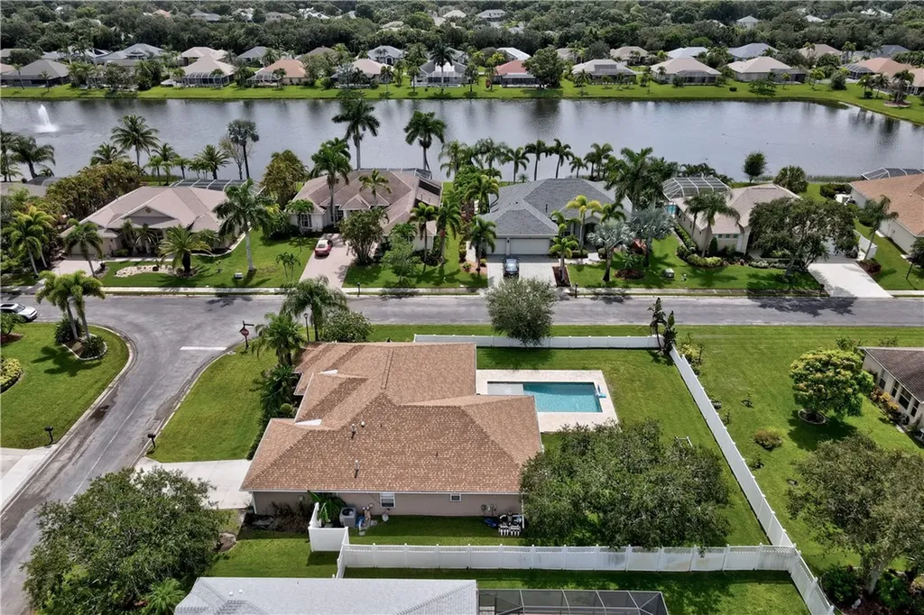 4715 Bella Rae Lane SW Vero Beach FL 32968