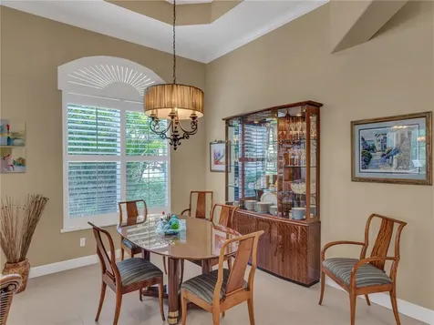 1294 W Island Club Square Vero Beach FL 32963