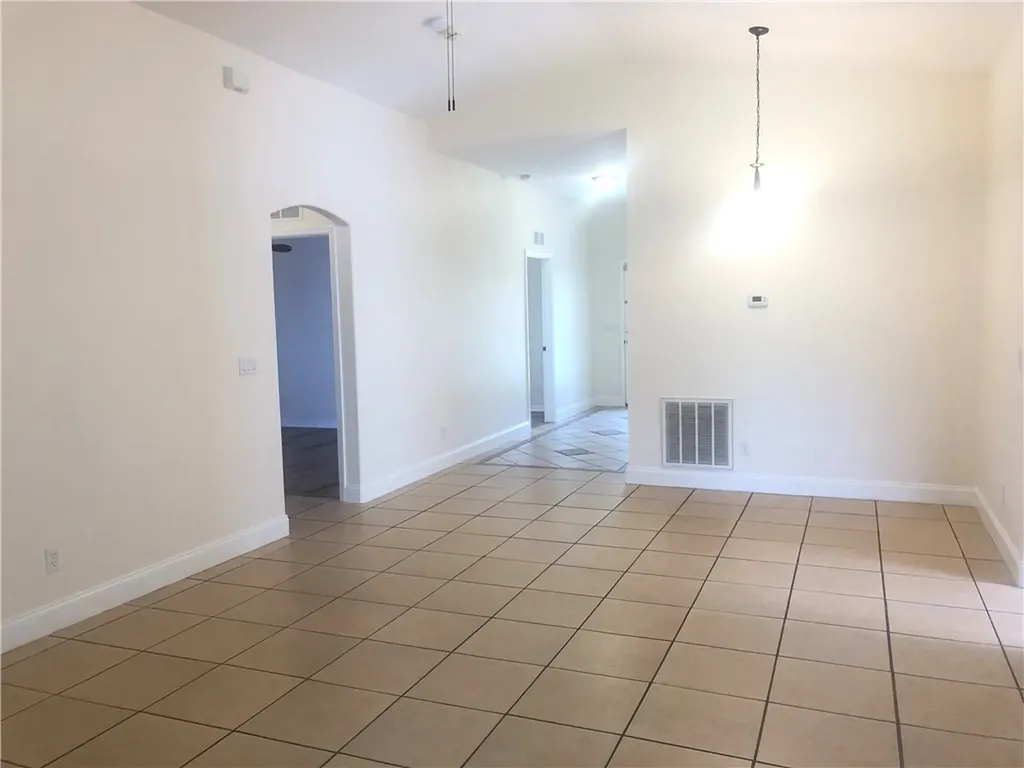 824 Greenleaf Circle Vero Beach FL 32960