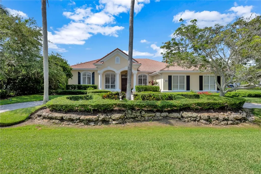 1607 W Sandpointe Place Vero Beach FL 32963