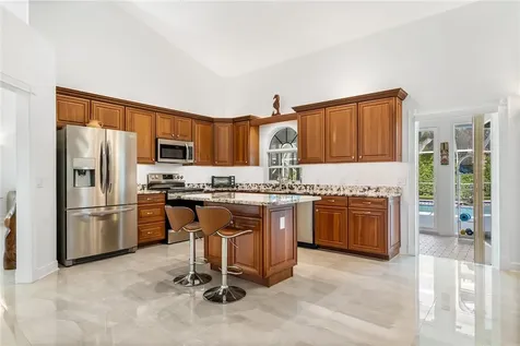 1645 Shuckers Point Vero Beach FL 32963