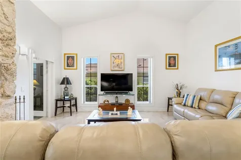 1645 Shuckers Point Vero Beach FL 32963