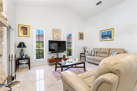 1645 Shuckers Point Vero Beach FL 32963