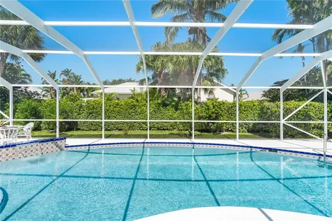 1645 Shuckers Point Vero Beach FL 32963