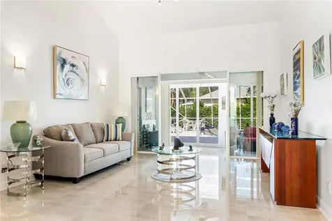 1645 Shuckers Point Vero Beach FL 32963