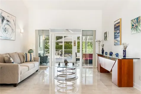 1645 Shuckers Point Vero Beach FL 32963