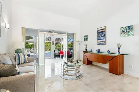 1645 Shuckers Point Vero Beach FL 32963