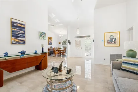 1645 Shuckers Point Vero Beach FL 32963