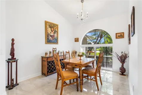 1645 Shuckers Point Vero Beach FL 32963