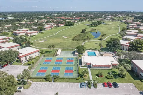 20 Pine Arbor Lane Vero Beach FL 32962