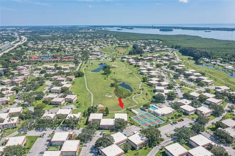 20 Pine Arbor Lane Vero Beach FL 32962