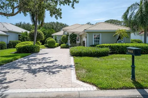 945 Island Club Square Vero Beach FL 32963
