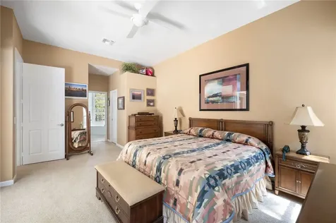 945 Island Club Square Vero Beach FL 32963