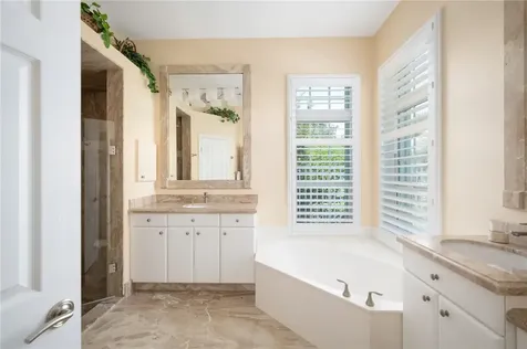 945 Island Club Square Vero Beach FL 32963