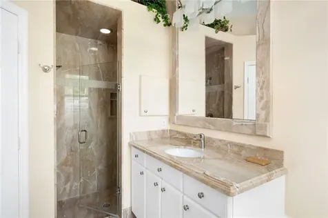 945 Island Club Square Vero Beach FL 32963