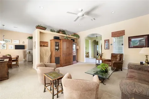 945 Island Club Square Vero Beach FL 32963