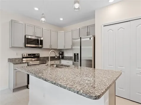 8156 105th Court Vero Beach FL 32967