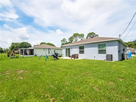 8156 105th Court Vero Beach FL 32967