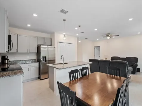 8156 105th Court Vero Beach FL 32967