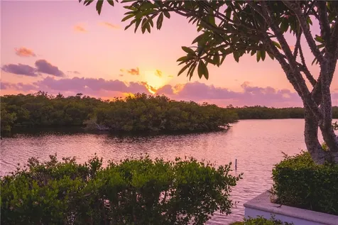 541 White Pelican Circle Vero Beach FL 32963