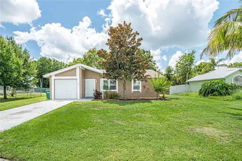 905 Fulton Way Sebastian FL 32958