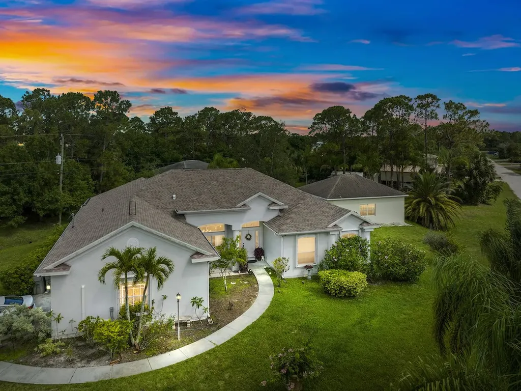 7876 102nd Court Vero Beach FL 32967